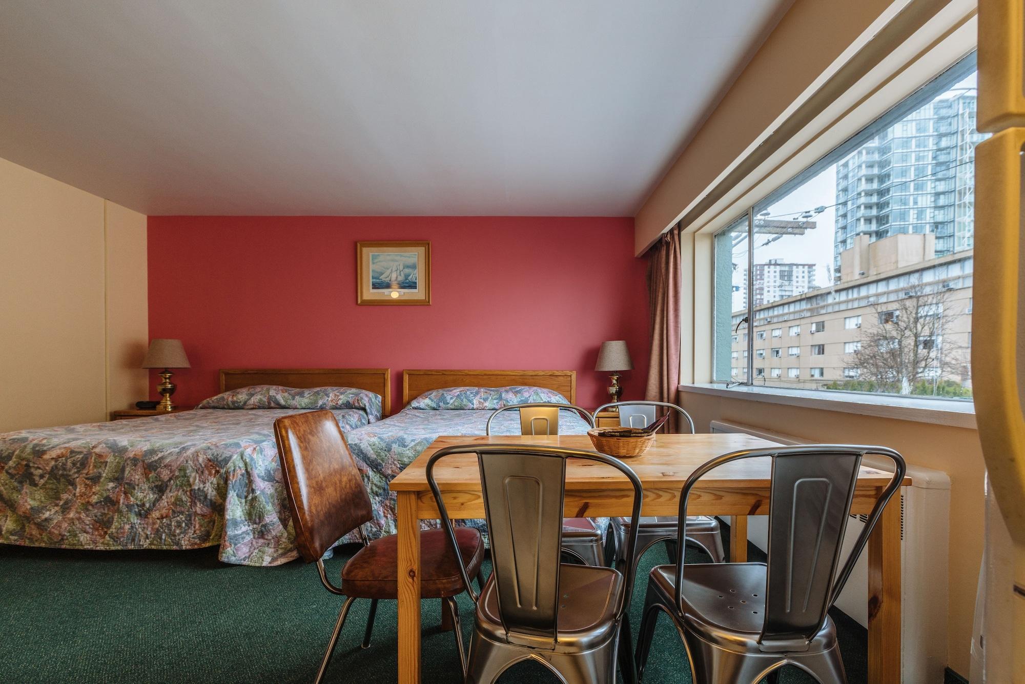 English Bay Hotel Ванкувър Екстериор снимка