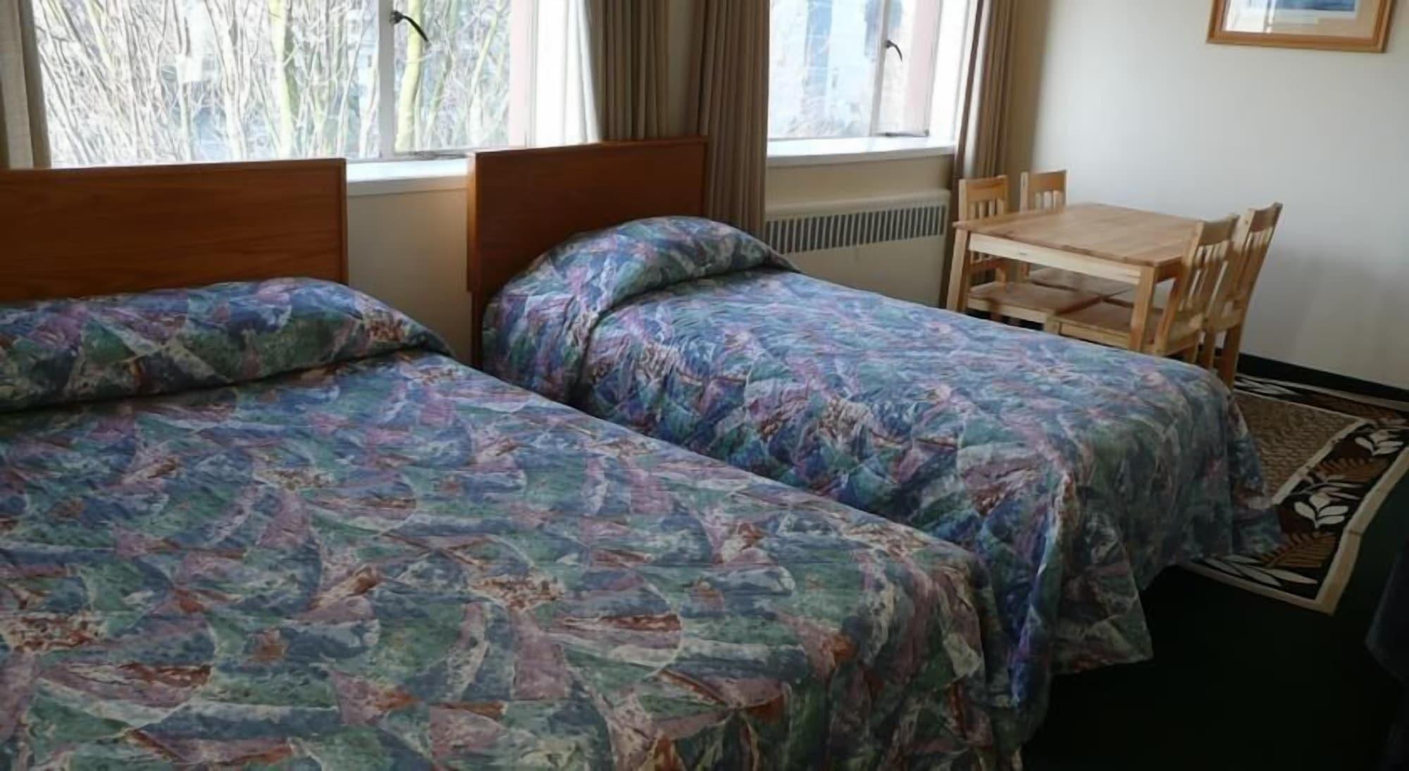 English Bay Hotel Ванкувър Екстериор снимка