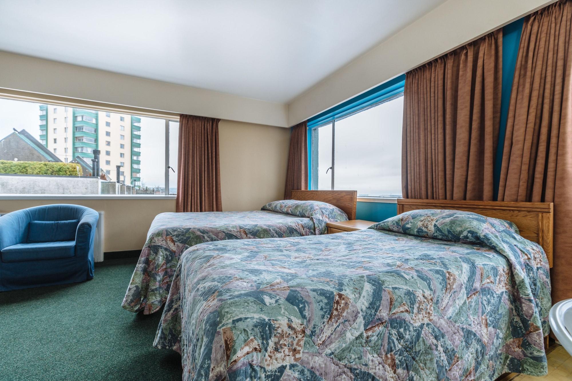 English Bay Hotel Ванкувър Екстериор снимка