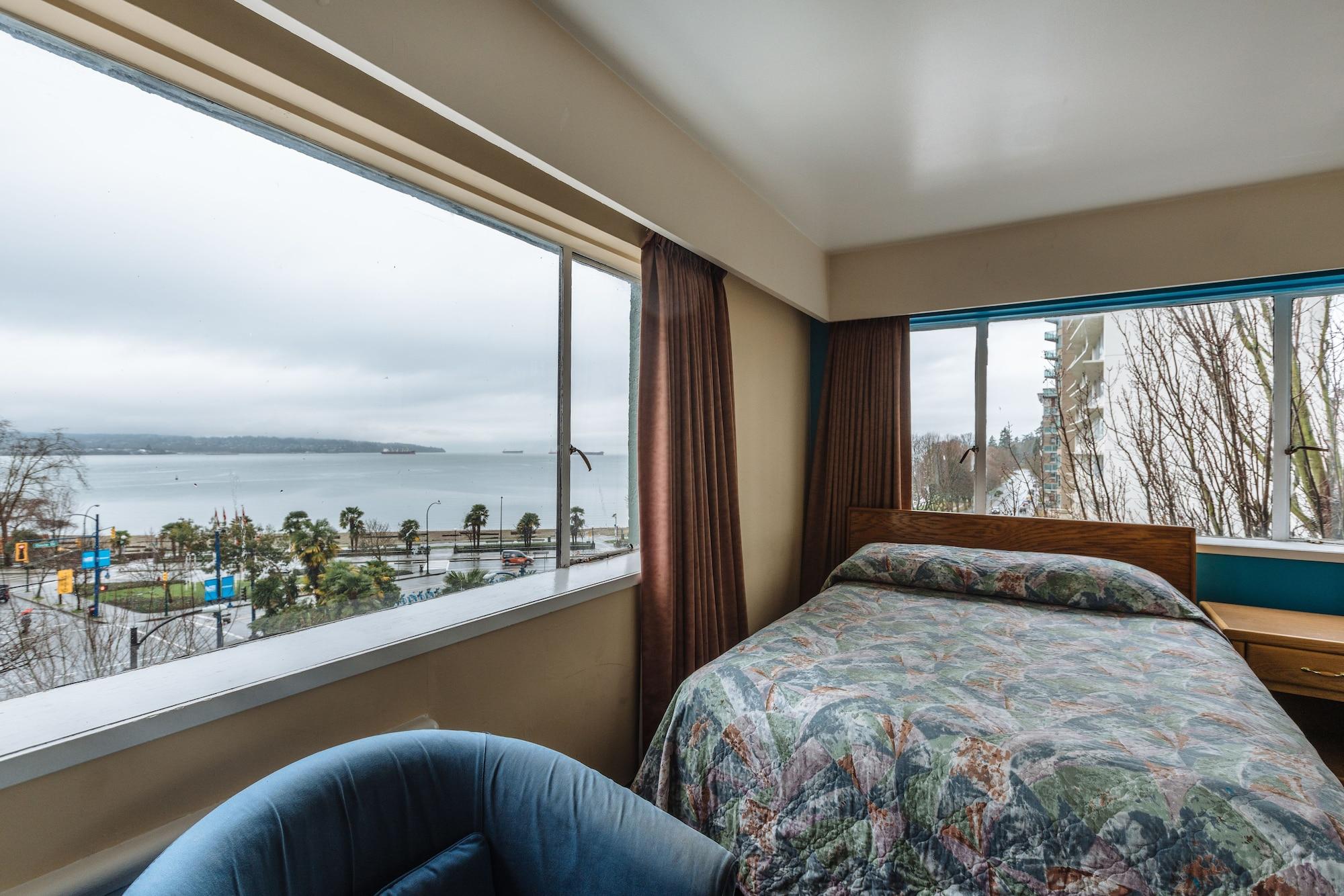 English Bay Hotel Ванкувър Екстериор снимка