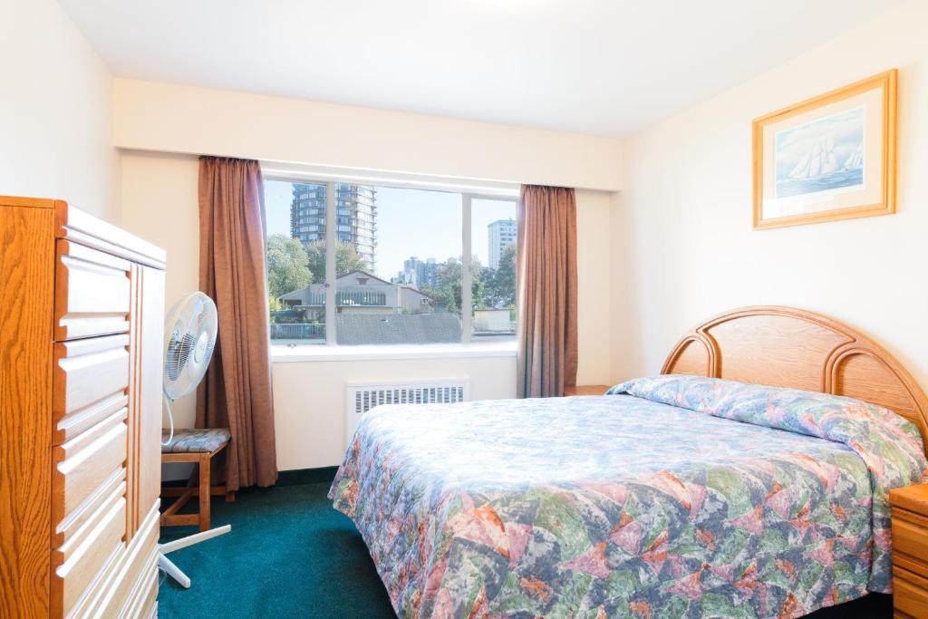 English Bay Hotel Ванкувър Стая снимка